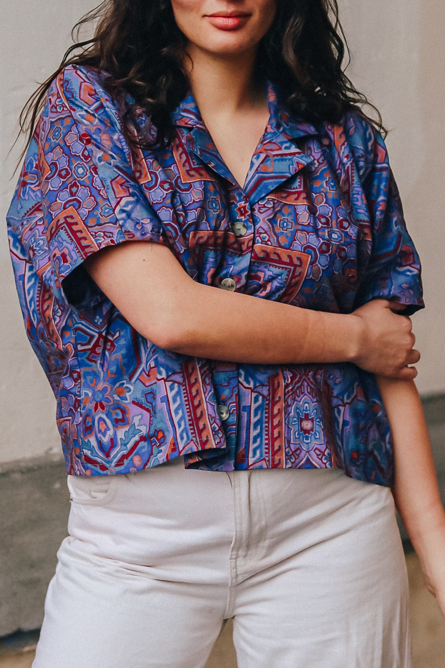 patron de la chemise bomba avec tissu upcyclé